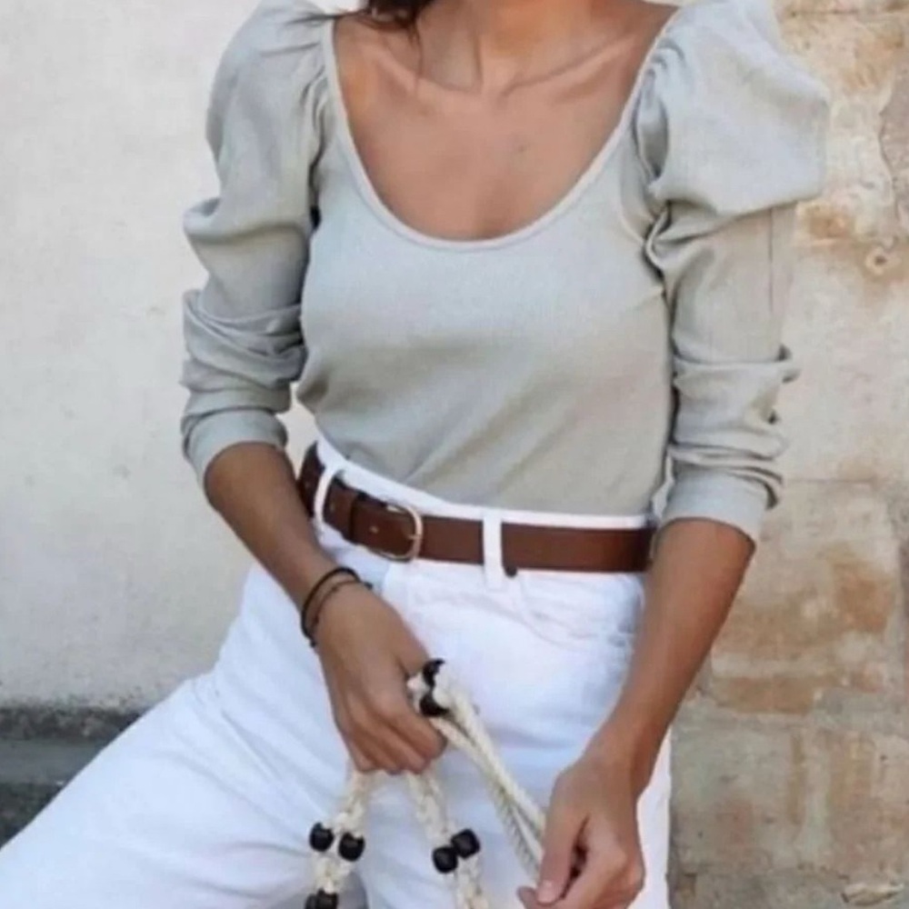 NEW Zara Ribbed Knit Puff Sleeve Sage Green Fitted Top Size Small
